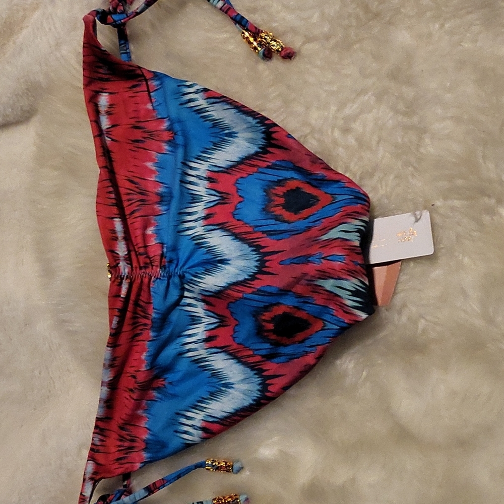 Bikini - Picture 5 of 7